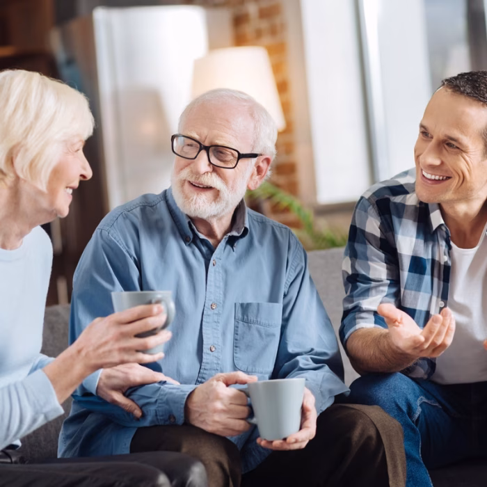 Helping Your Parents Transition to Senior Living: A Step-by-Step Guide