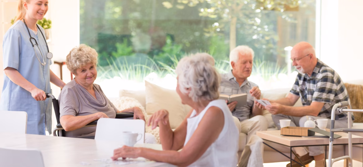 Independent Living vs. Assisted Living: How to Know Which Is Right - Living Your Choice