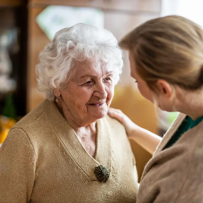 How to Choose the Right Senior Living Community for Your Loved One
